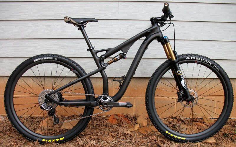 IP-036 Carbon frame