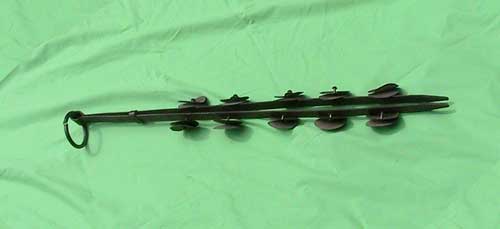 Chimpta, In­dian mus­ical fire tongs