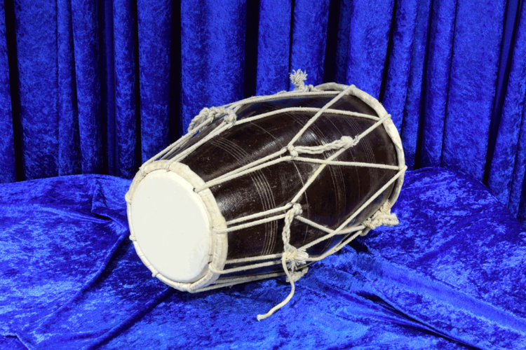 traditional dholak