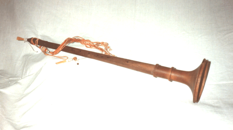 Nadaswaram, large south In­dian oboe