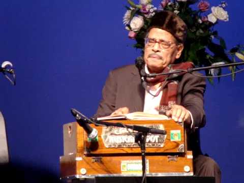 Mana Dey with Harmonium