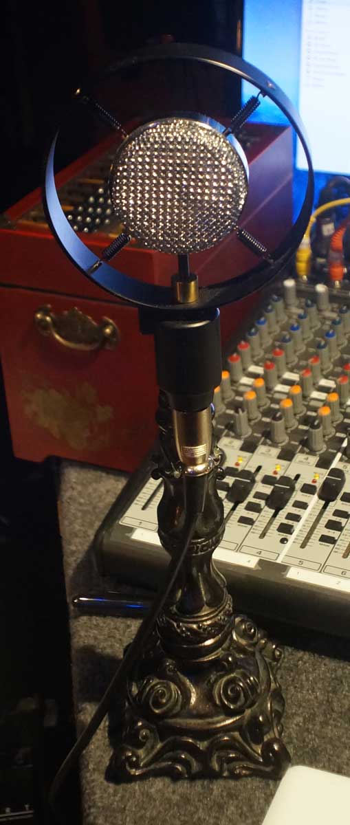 reto mic