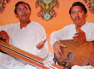(L-R): Nazakat Ali Khan and Salamat Ali Khan