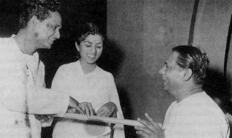 (L-R): Anil Biswas, Lata, Pannalal Ghosh