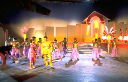 Sound stage in Mad­ras