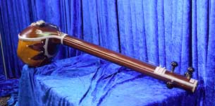 Tanpura