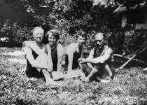  ,    ظ, 1923 